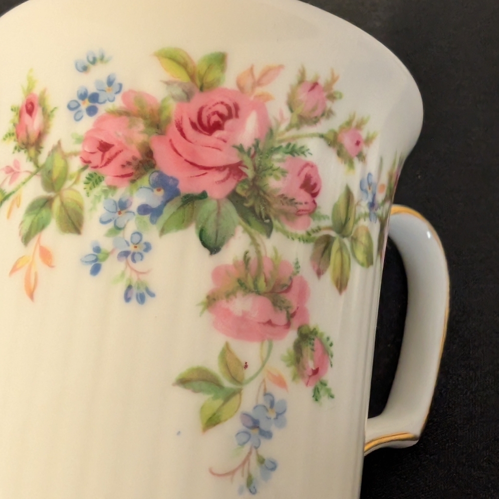 Royal Albert Moss Rose Bone China England Coffee Tea Mugs Cups set, lot of 3 - Picture 9 of 16
